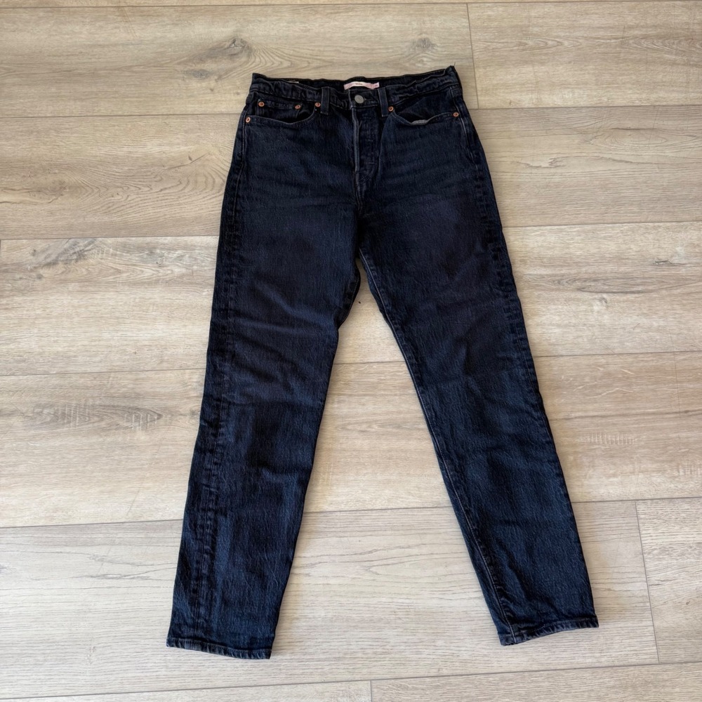 Levis Premium Wedgie Straight Jeans Faded Black High Rise Stretch Women's 28 EUC